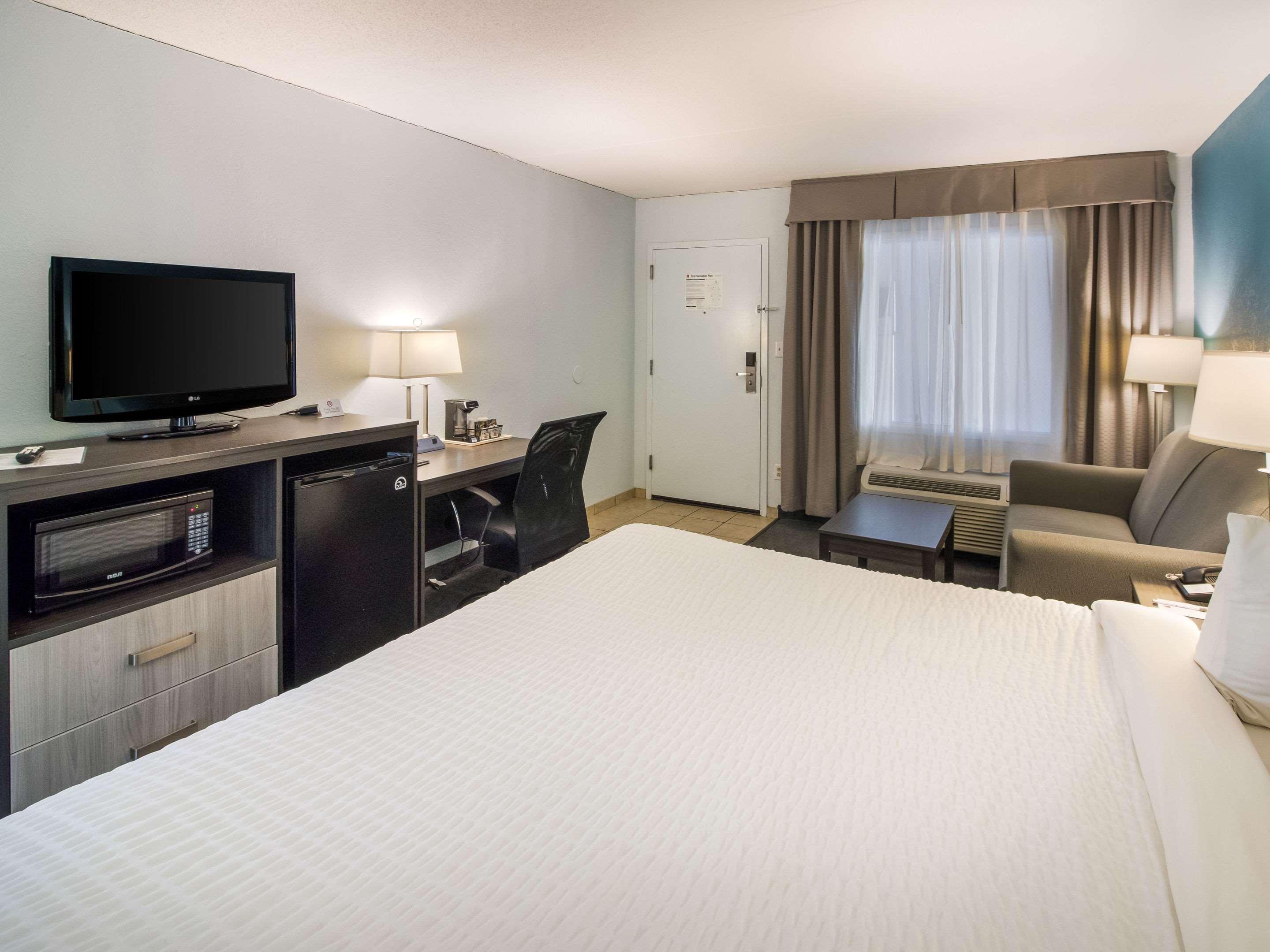 Clarion Inn Cleveland Near University Екстер'єр фото